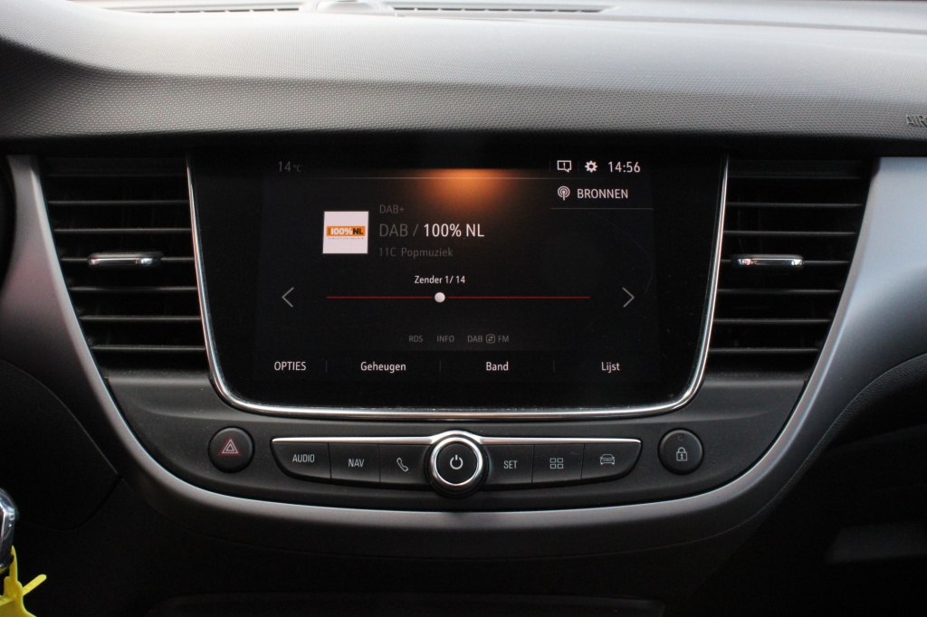 Opel Crossland X