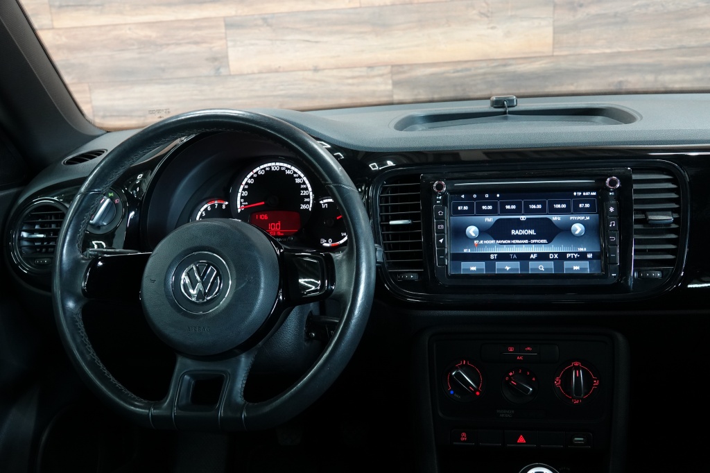 Volkswagen New Beetle