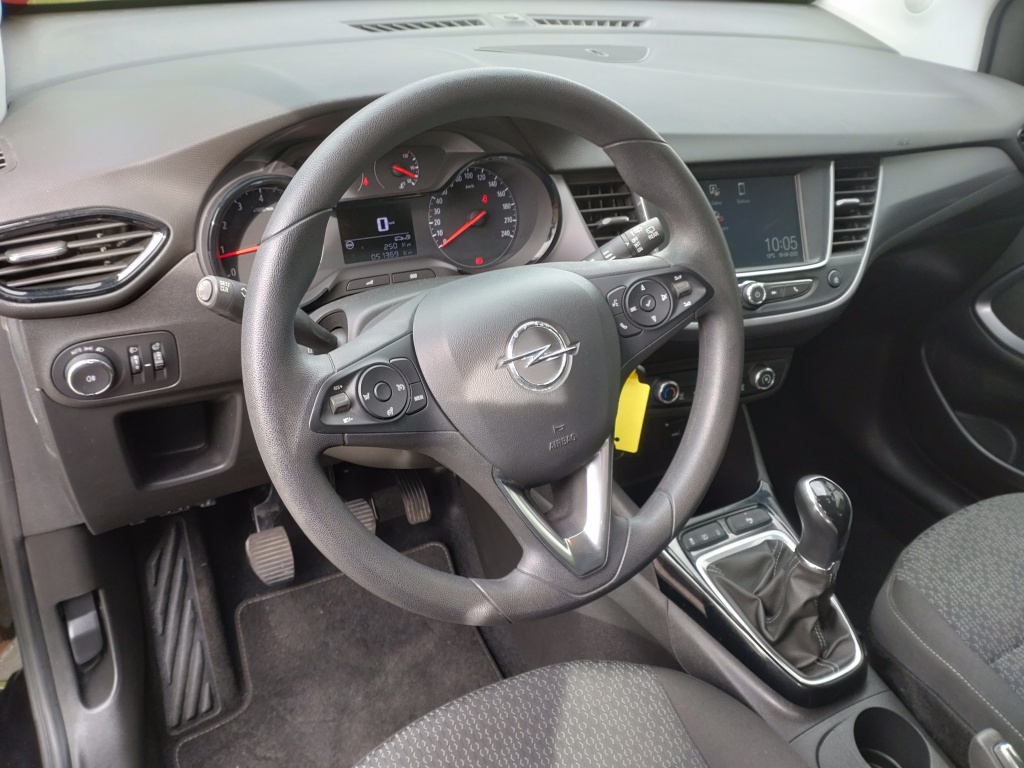 Opel Crossland X