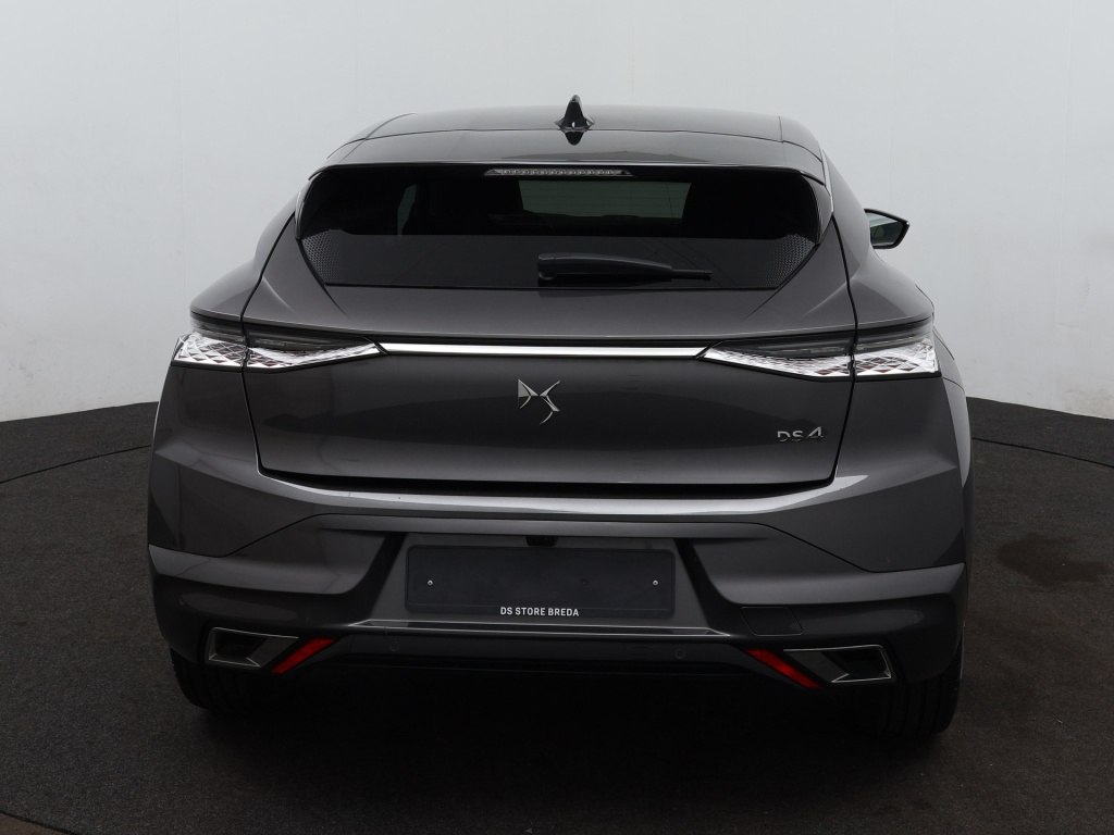 Ds Ds 4