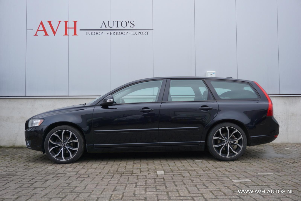 Volvo V50