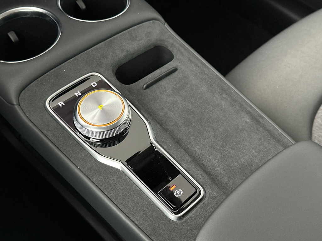MG 5