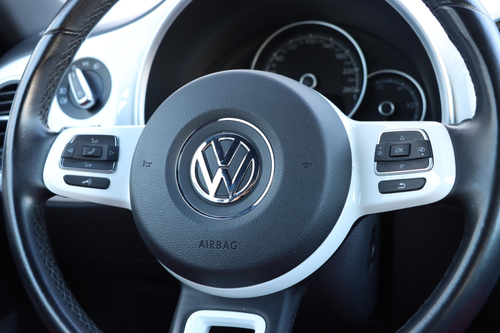 Volkswagen New Beetle