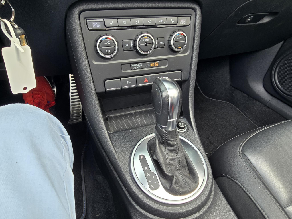 Volkswagen New Beetle