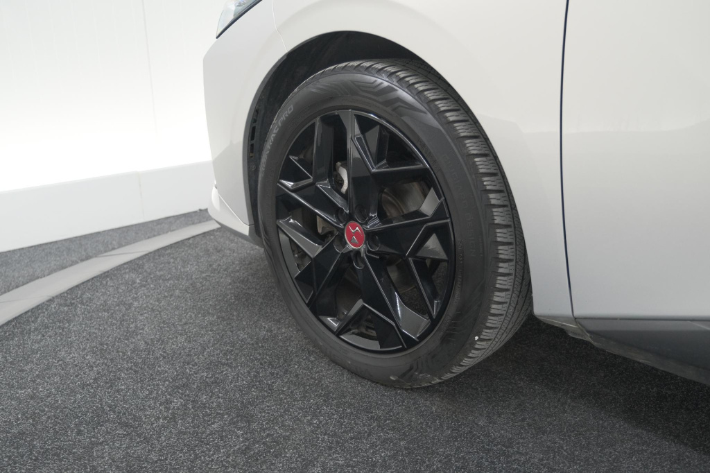 Ds Ds 4
