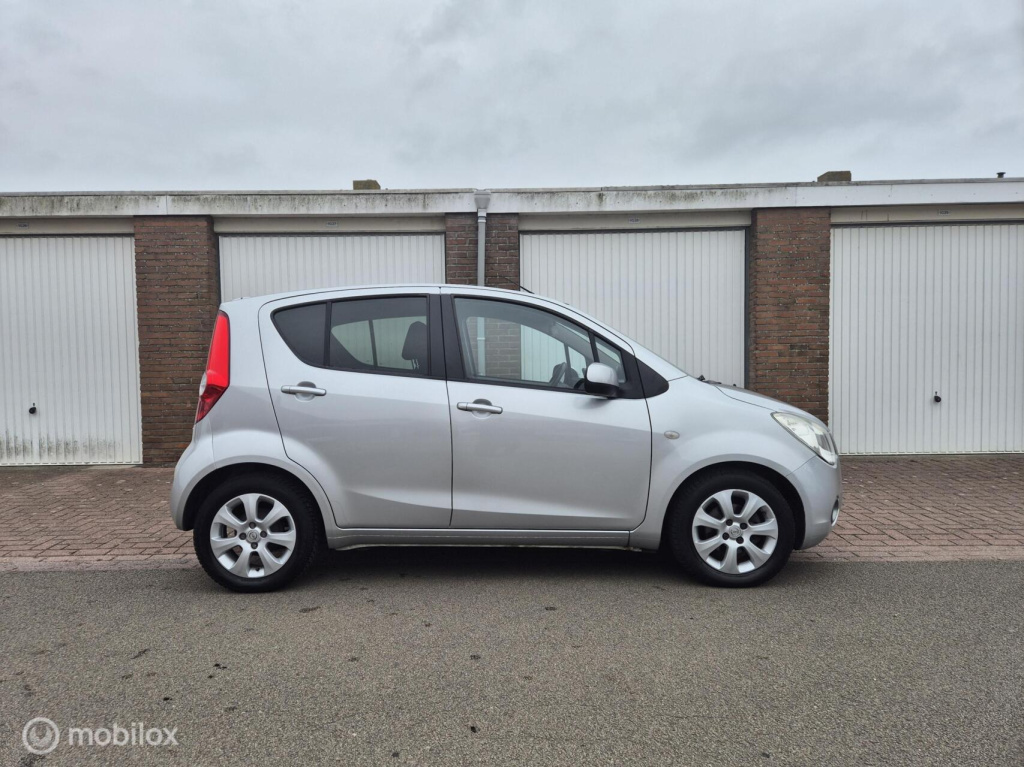Opel Agila