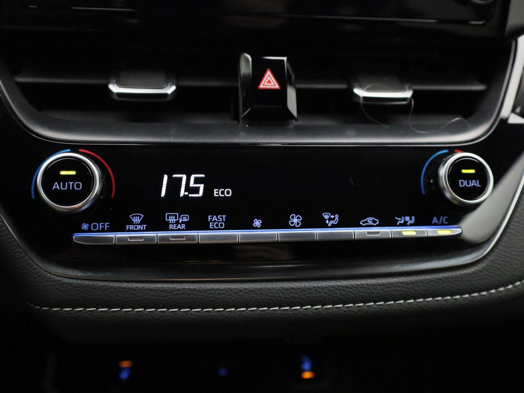 Toyota Corolla Touring Sports