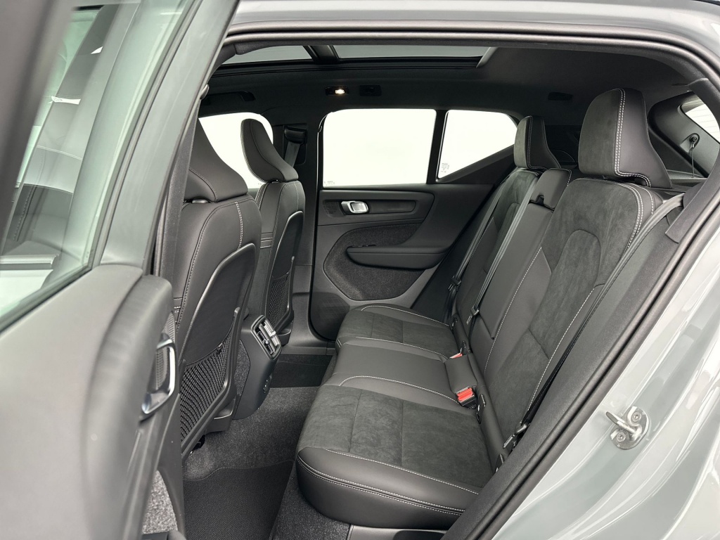 Volvo Ex40