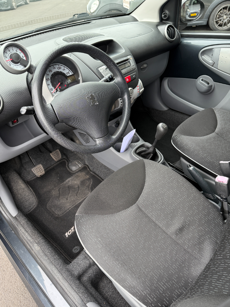 Peugeot 107