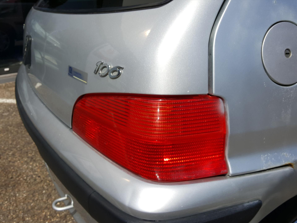 Peugeot 106