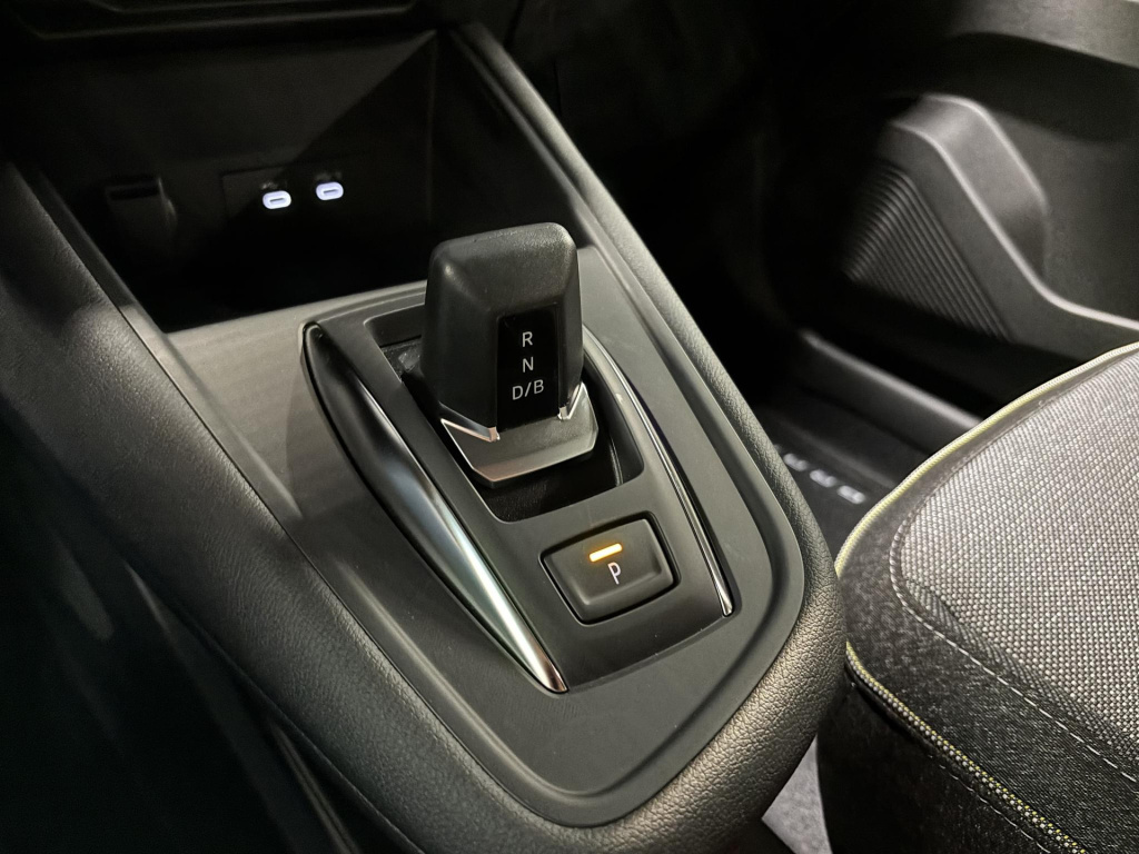 Mitsubishi Grandis