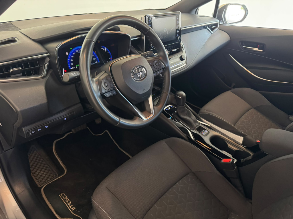 Toyota Corolla Touring Sports