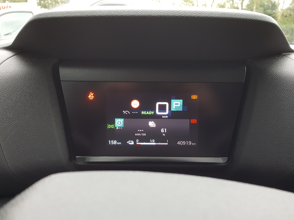 Citroen Ë-c4