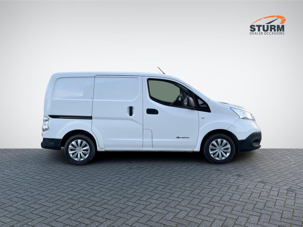 Nissan E-nv200