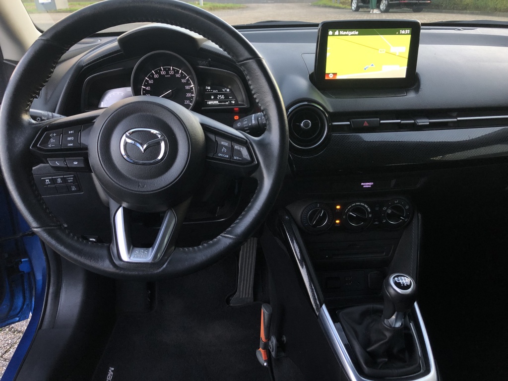 Mazda 2