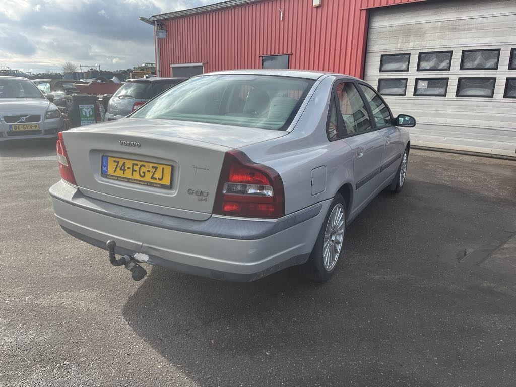 Volvo S80