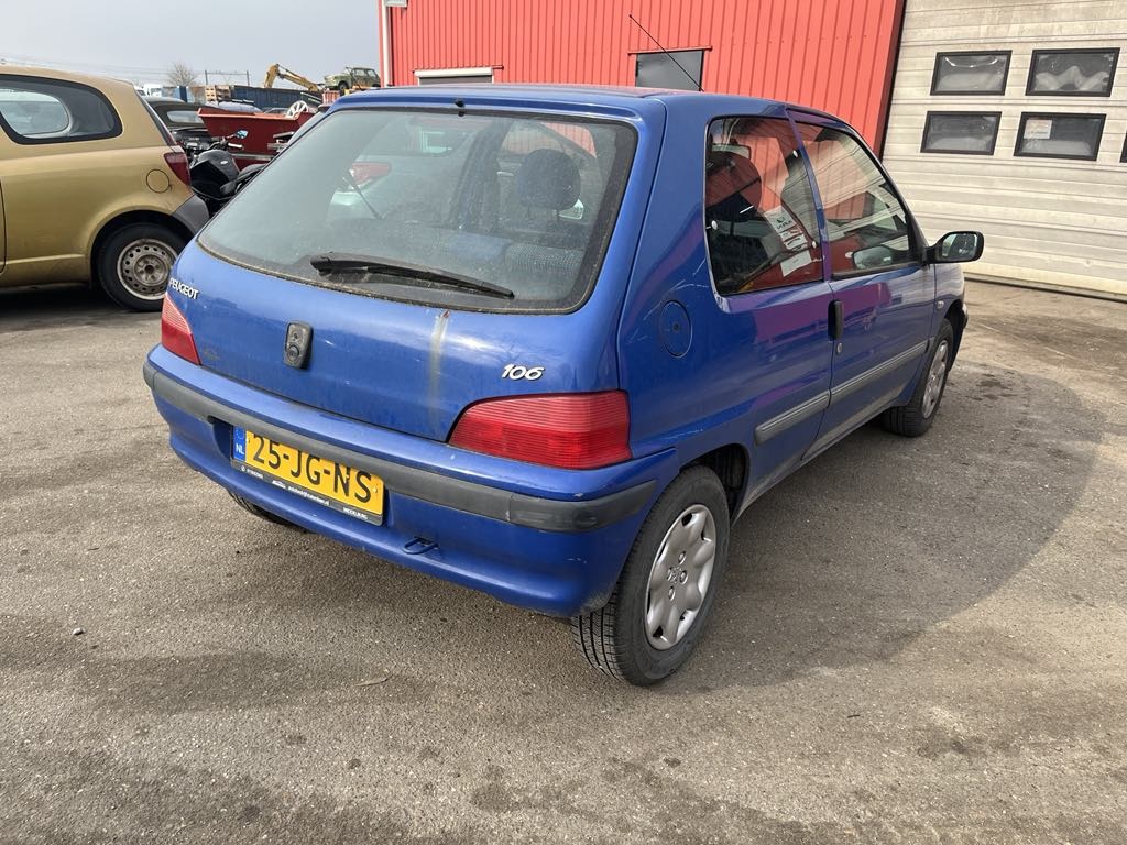 Peugeot 106
