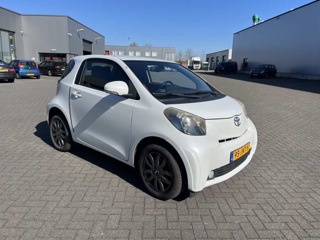Toyota Iq