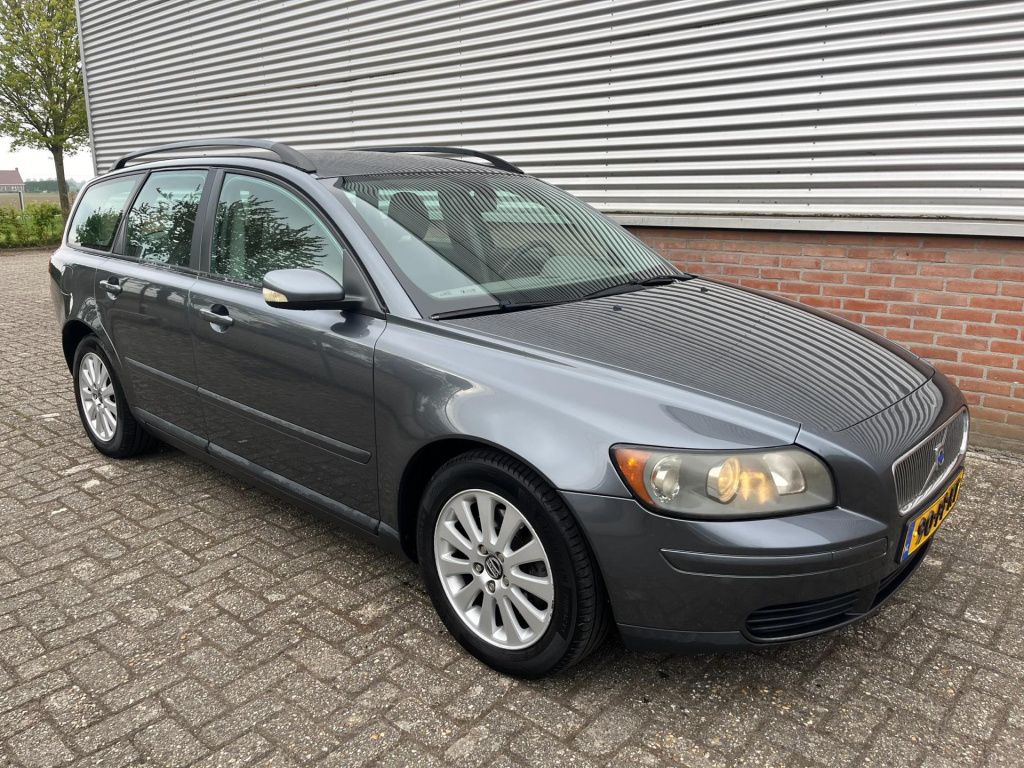 Volvo V50