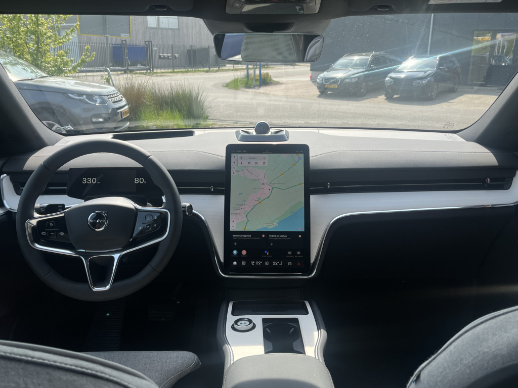 Volvo Ex90