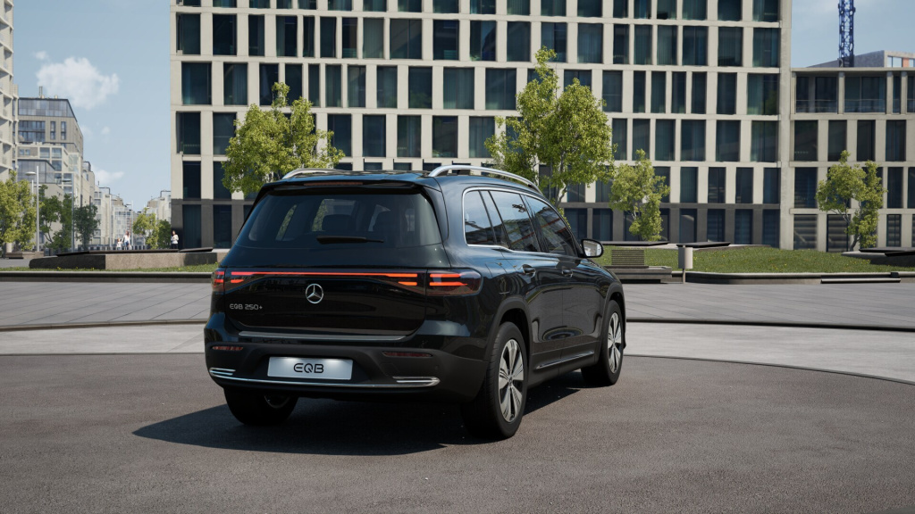 Mercedes-Benz Eqb