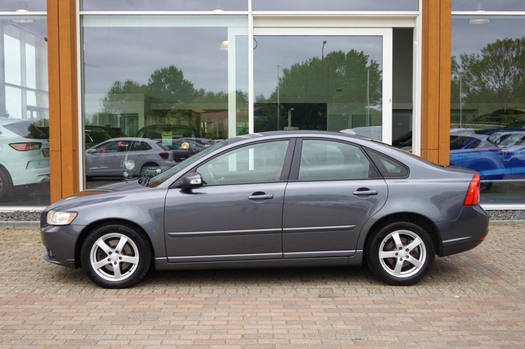 Volvo S40