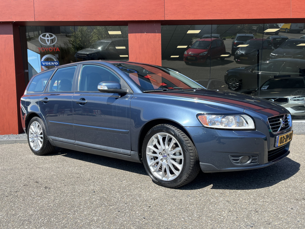 Volvo V50