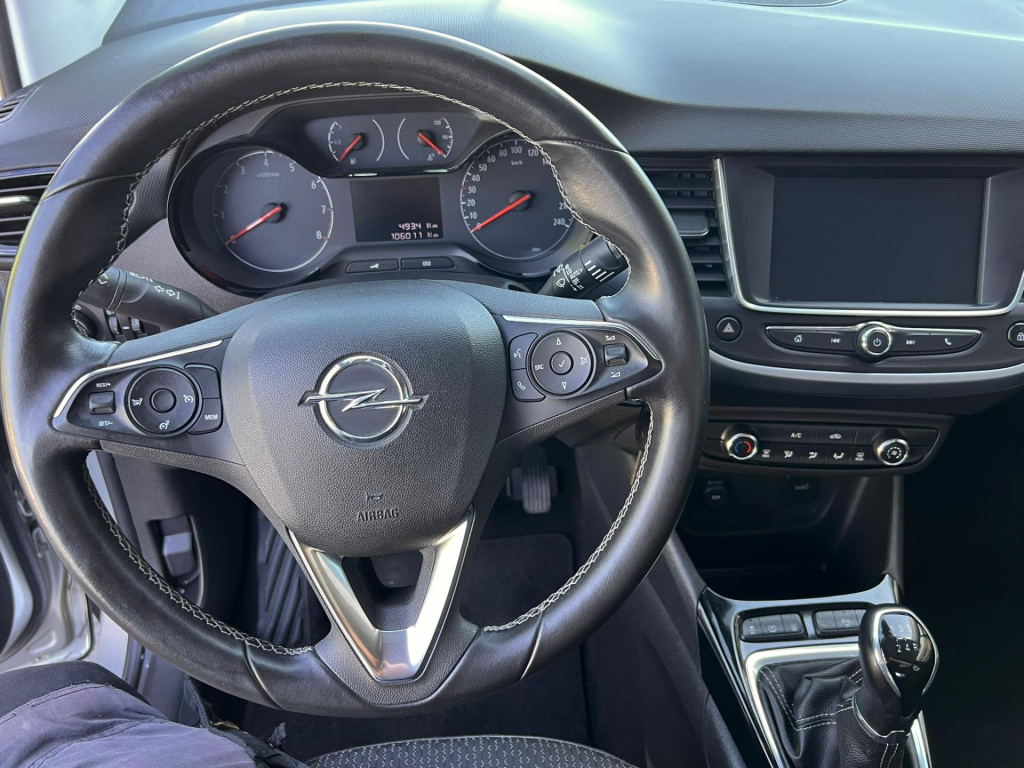 Opel Crossland X