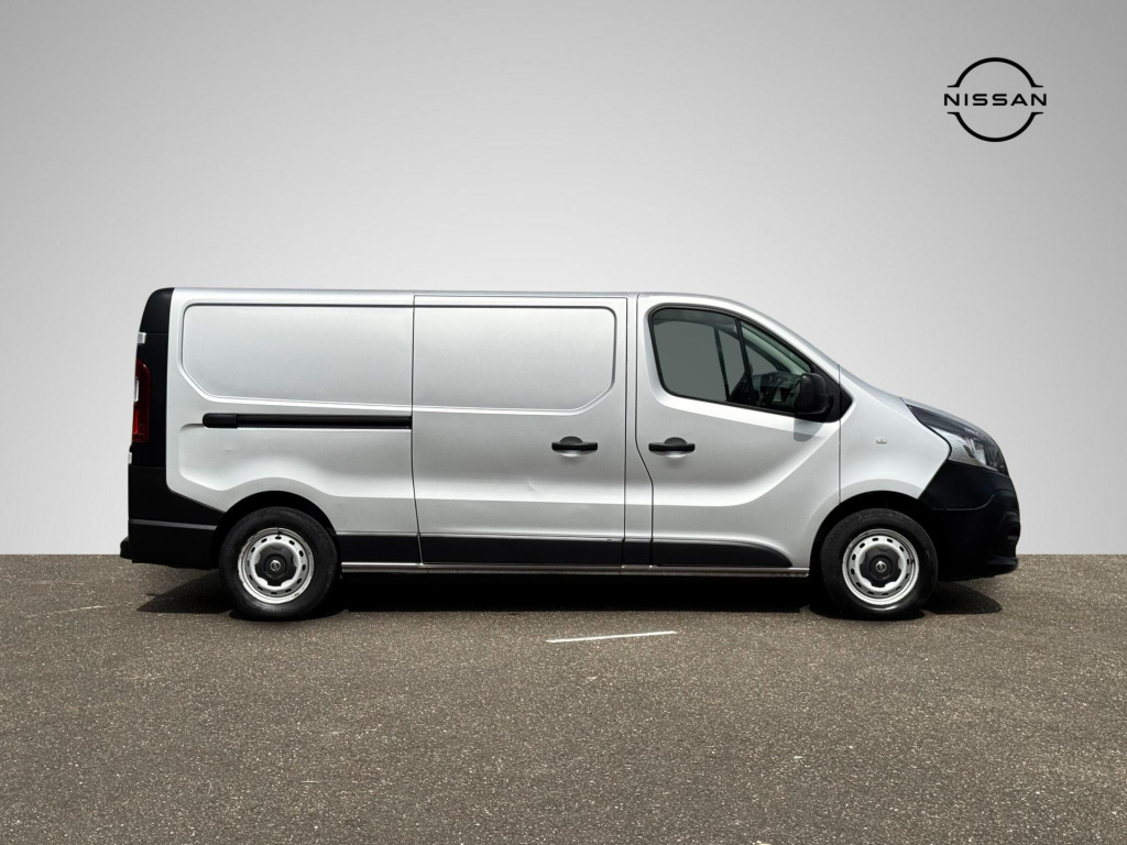 Nissan Nv300