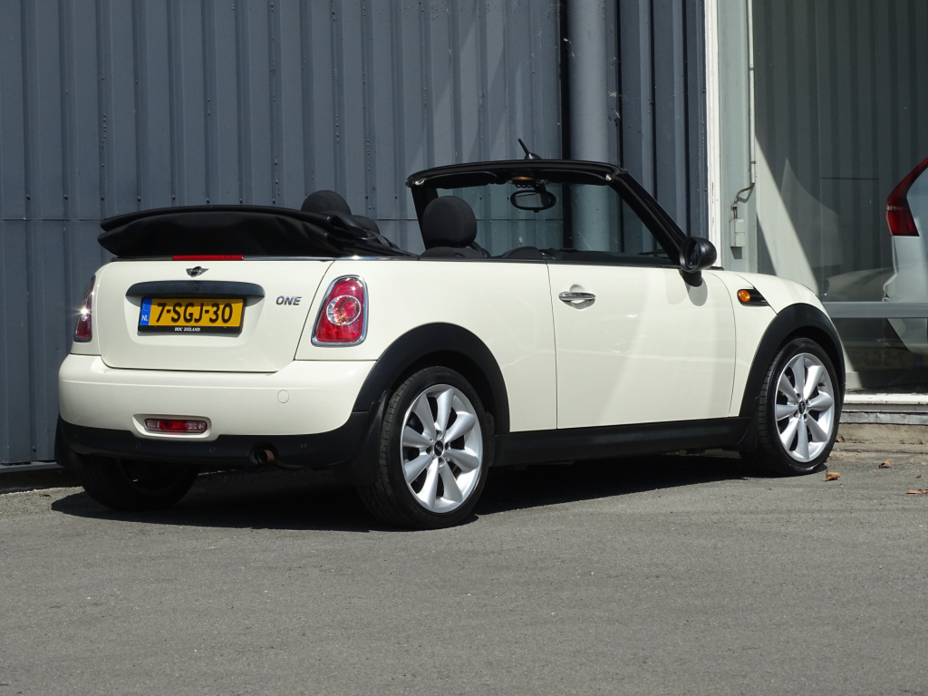 Mini One Cabrio