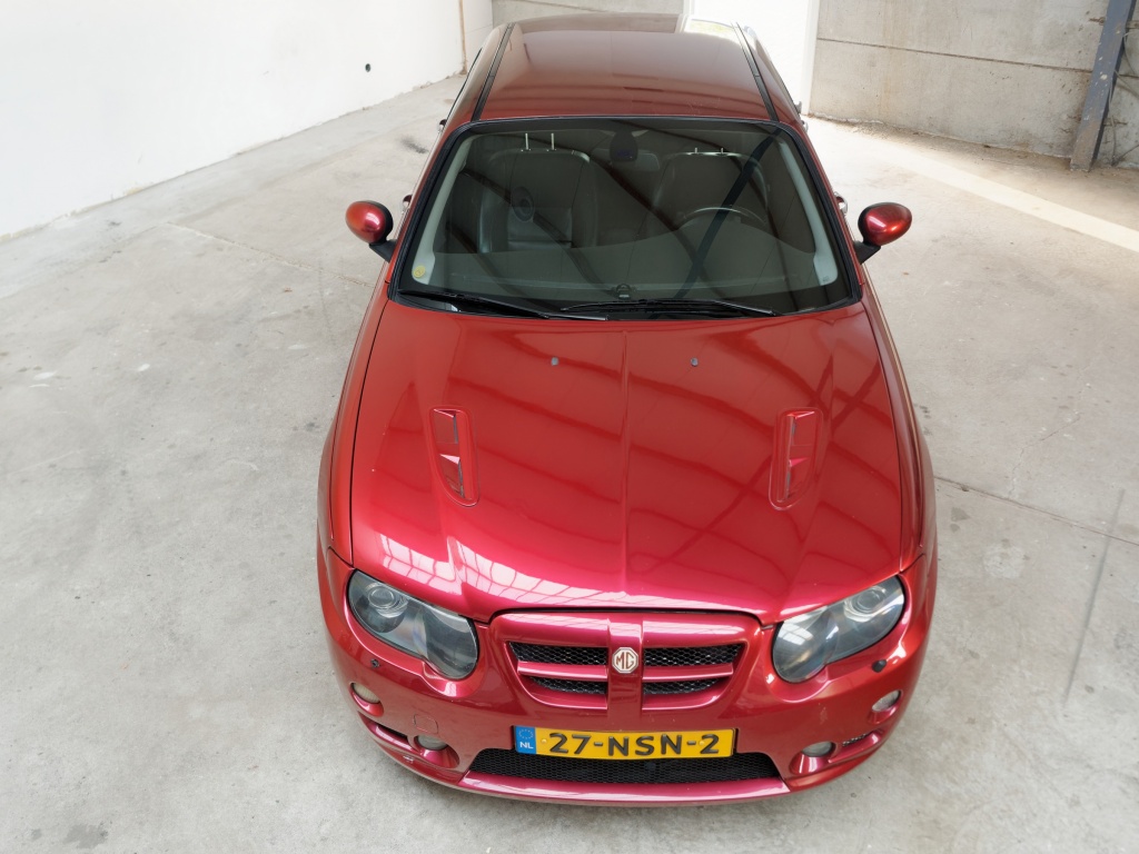 MG ZT
