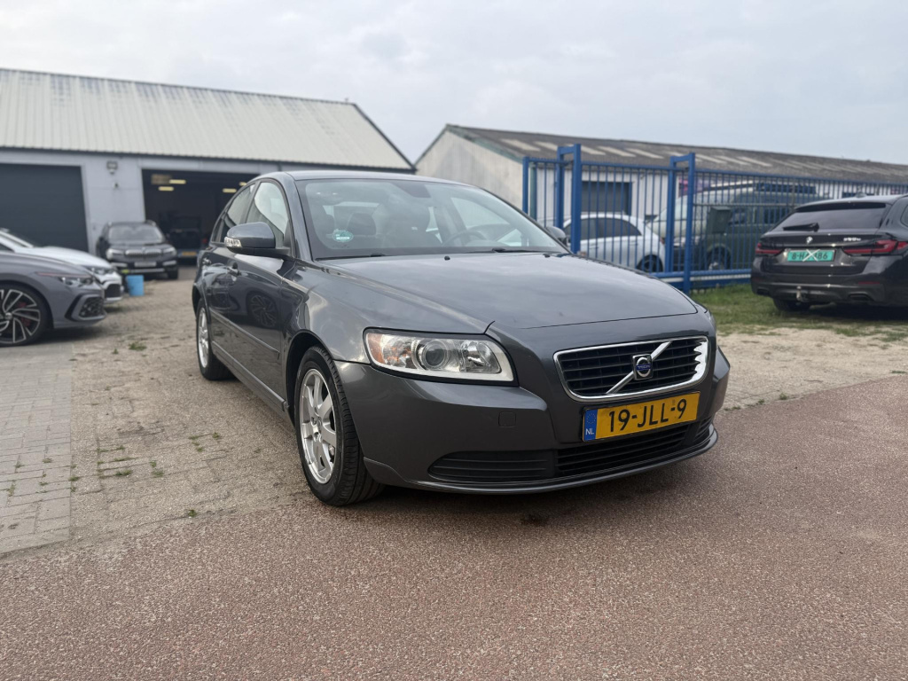 Volvo S40