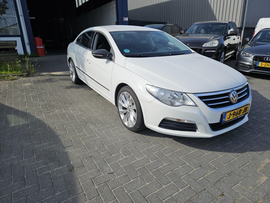 Volkswagen Passat Cc