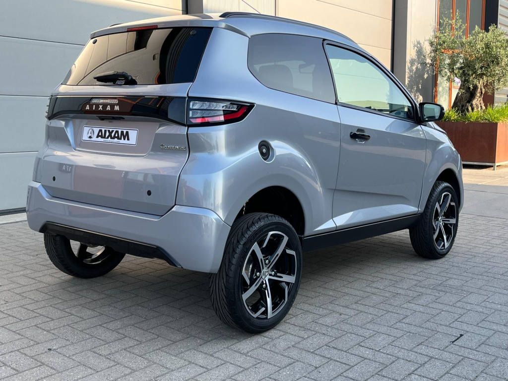 Aixam Crossover