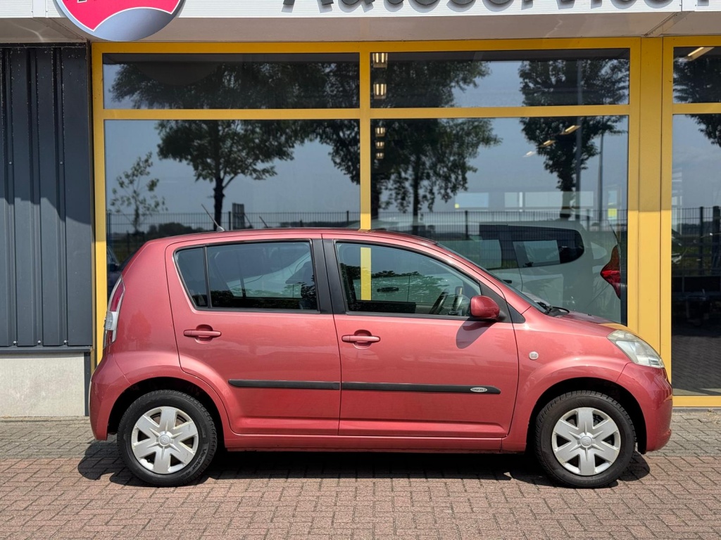 Daihatsu Sirion
