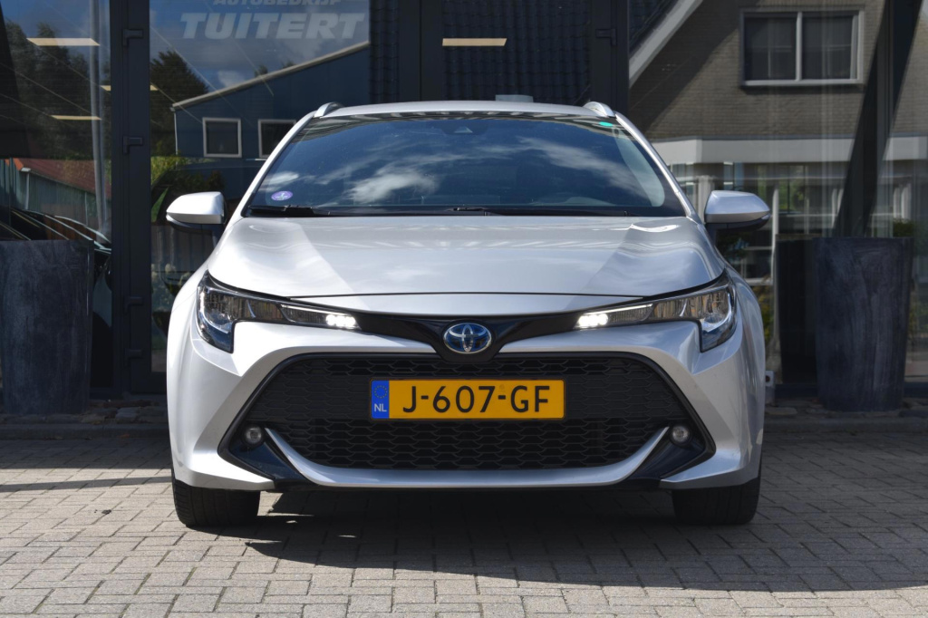 Toyota Corolla Touring Sports