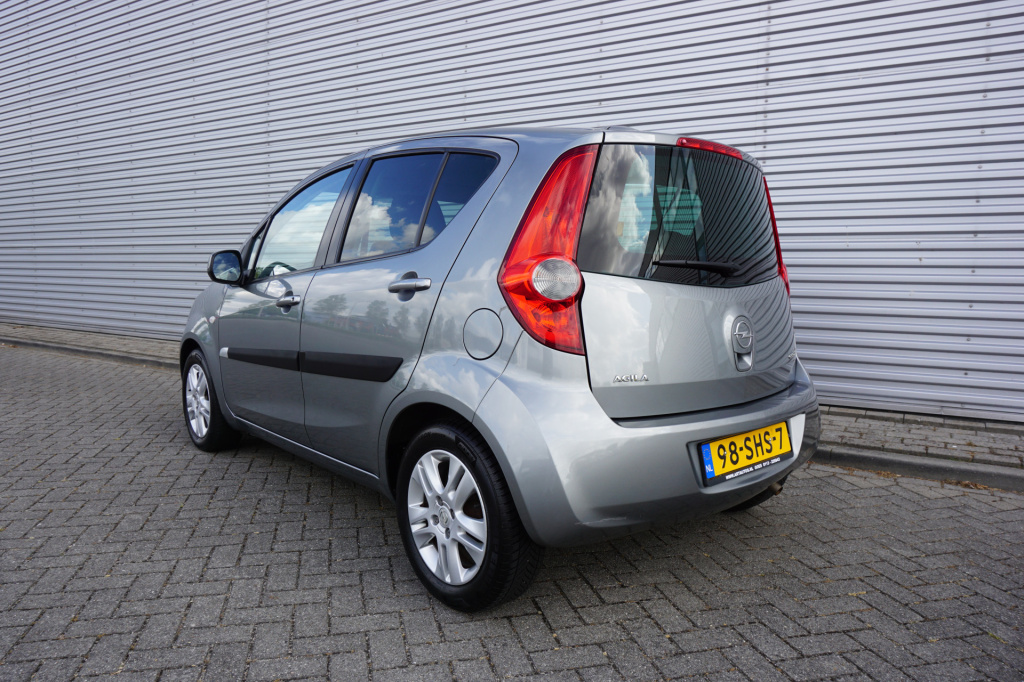 Opel Agila