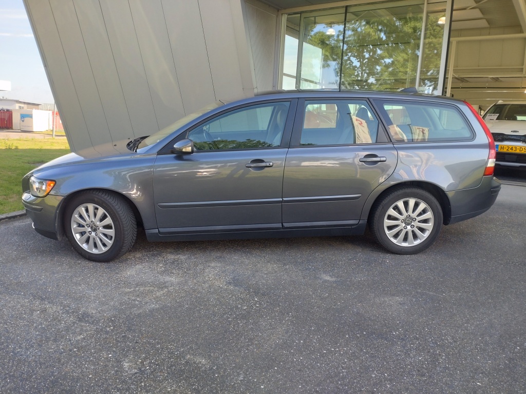 Volvo V50