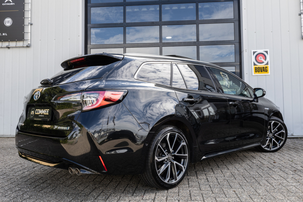 Toyota Corolla Touring Sports