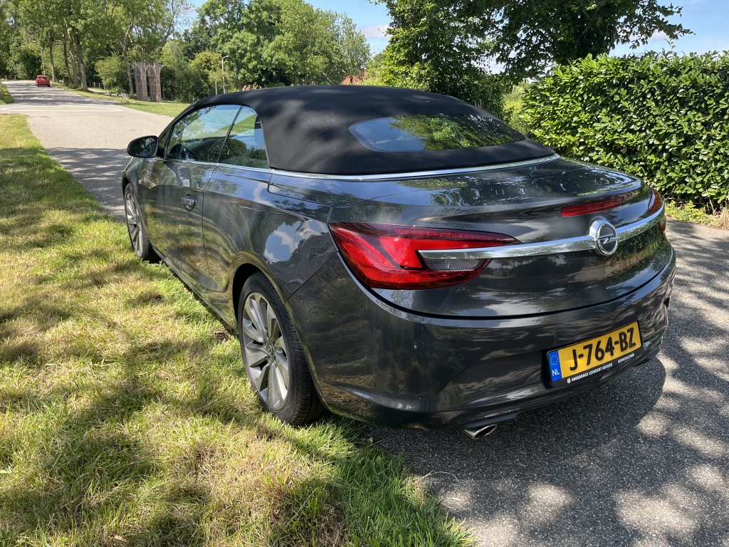 Opel Cascada