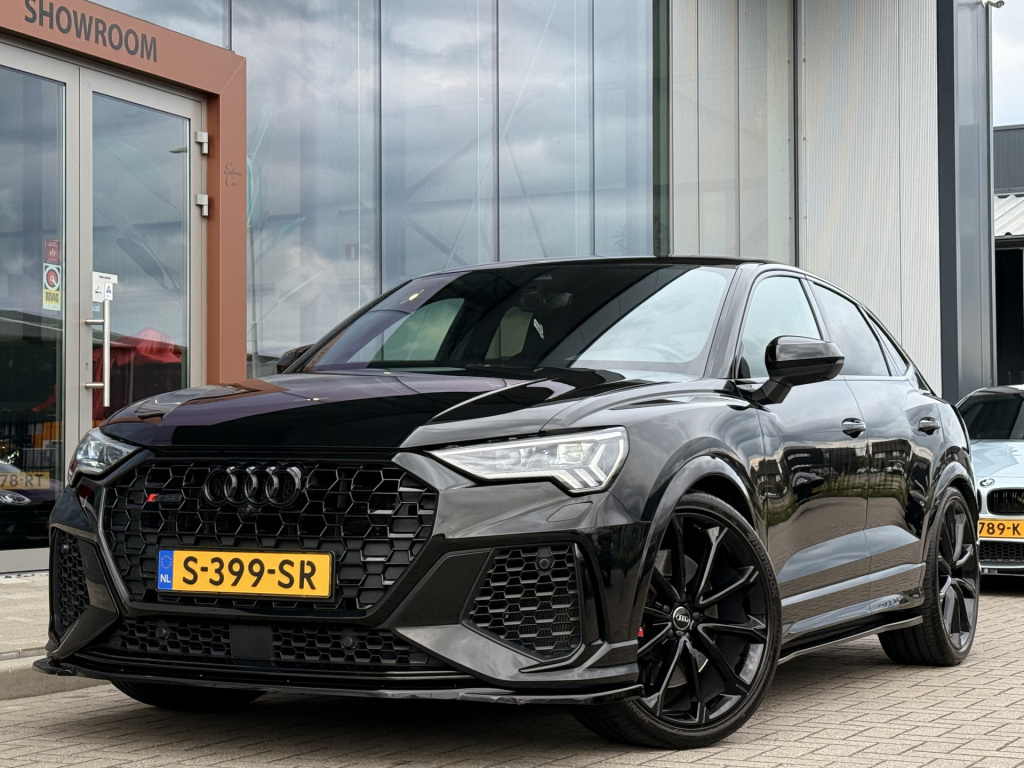 Audi Rsq3