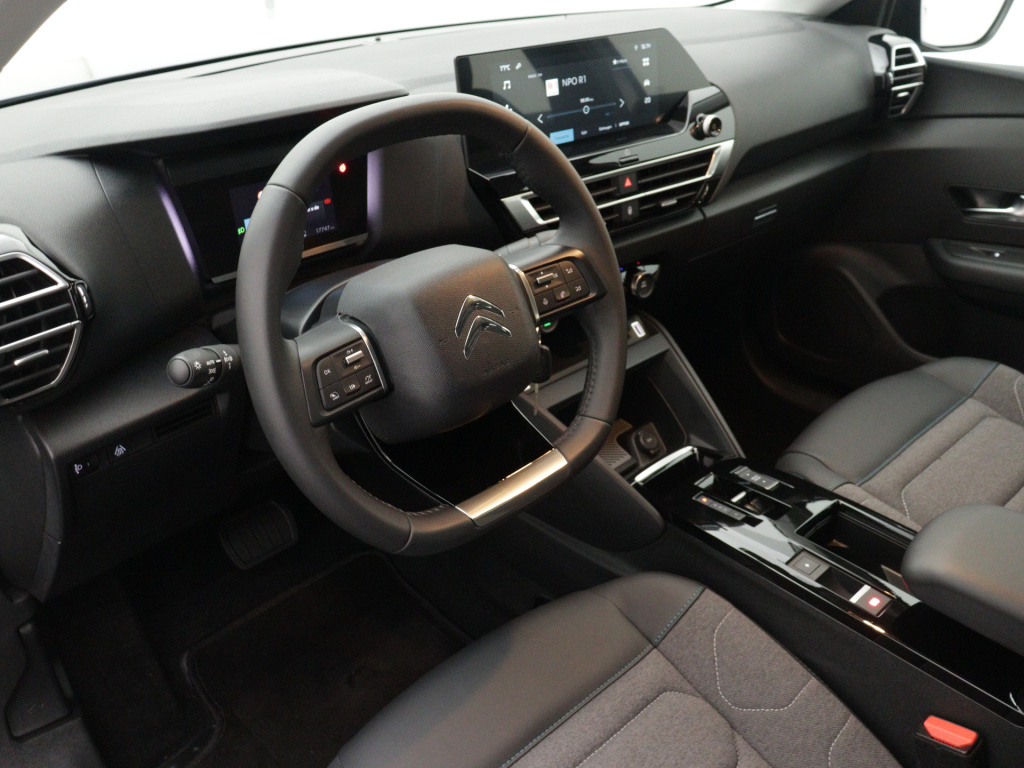 Citroen Ë-c4