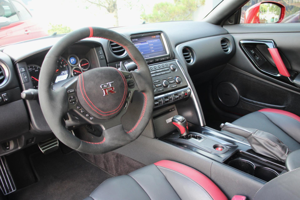 Nissan Gt-r