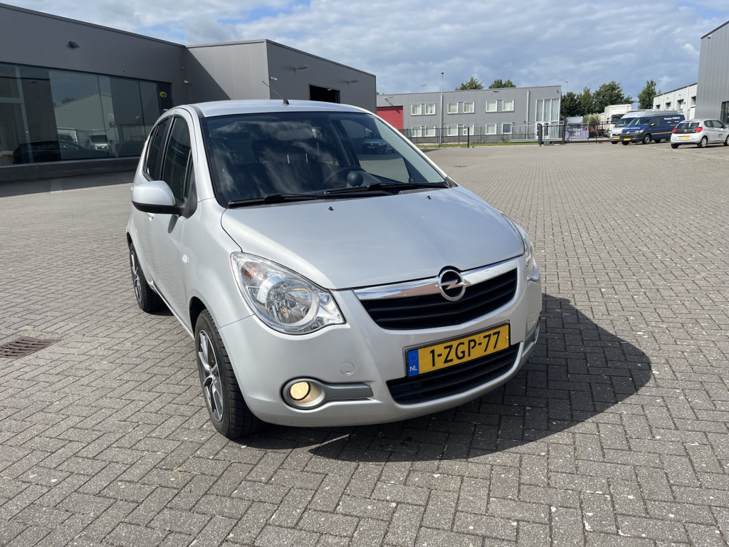 Opel Agila