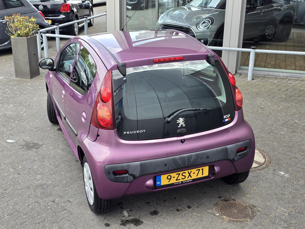 Peugeot 107