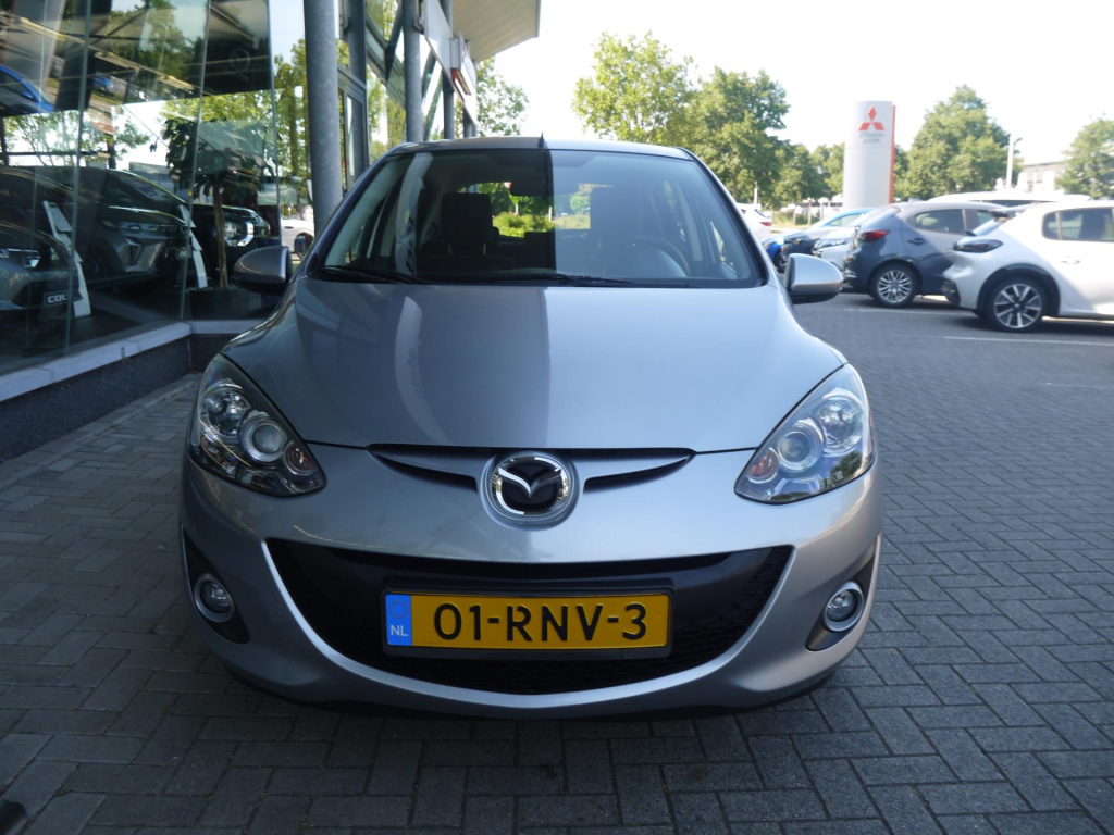 Mazda 2