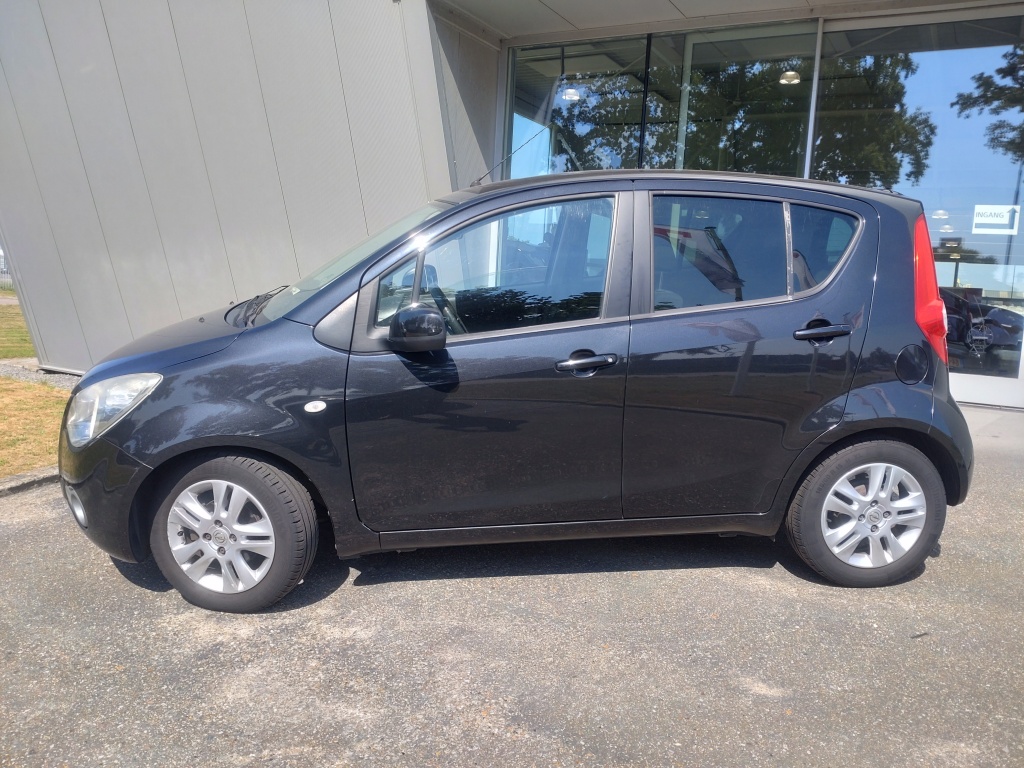 Opel Agila