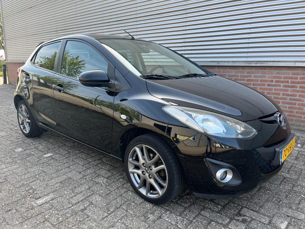 Mazda 2