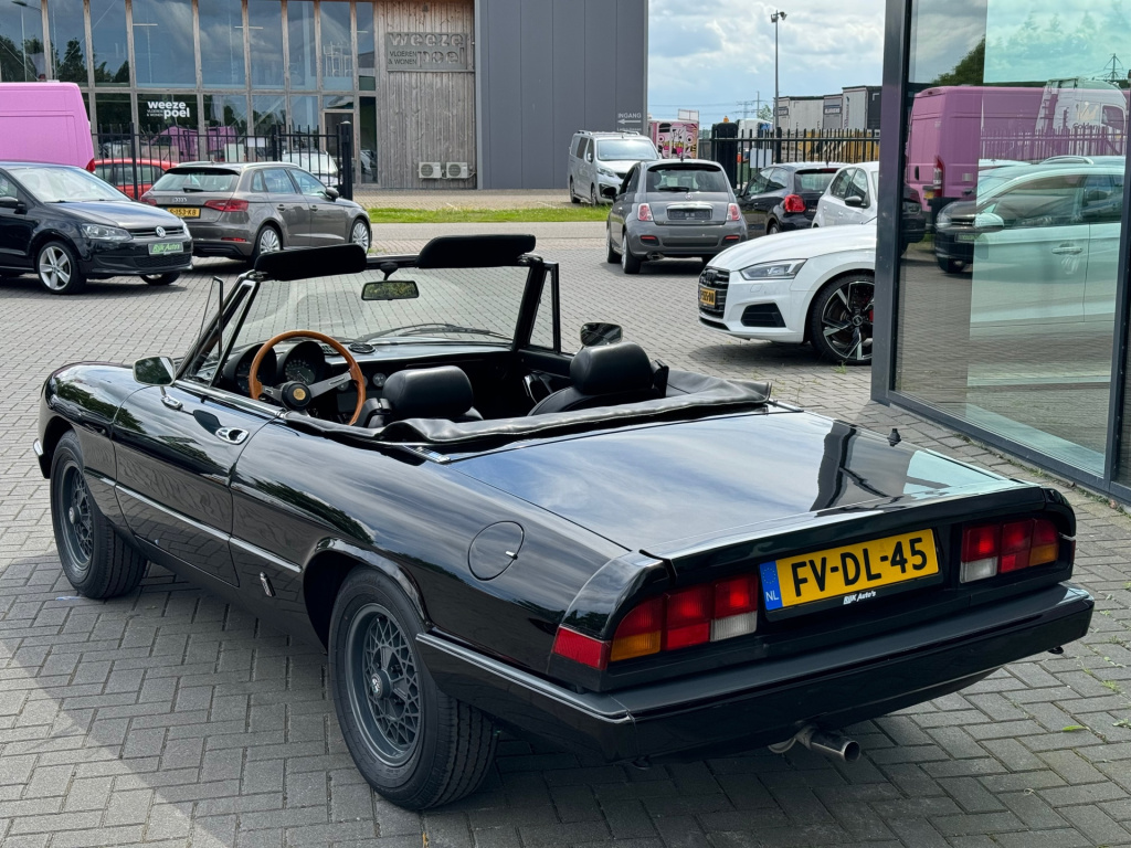 Alfa Romeo Spider