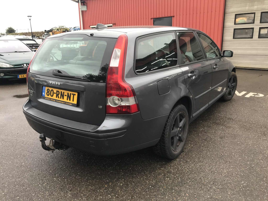 Volvo V50